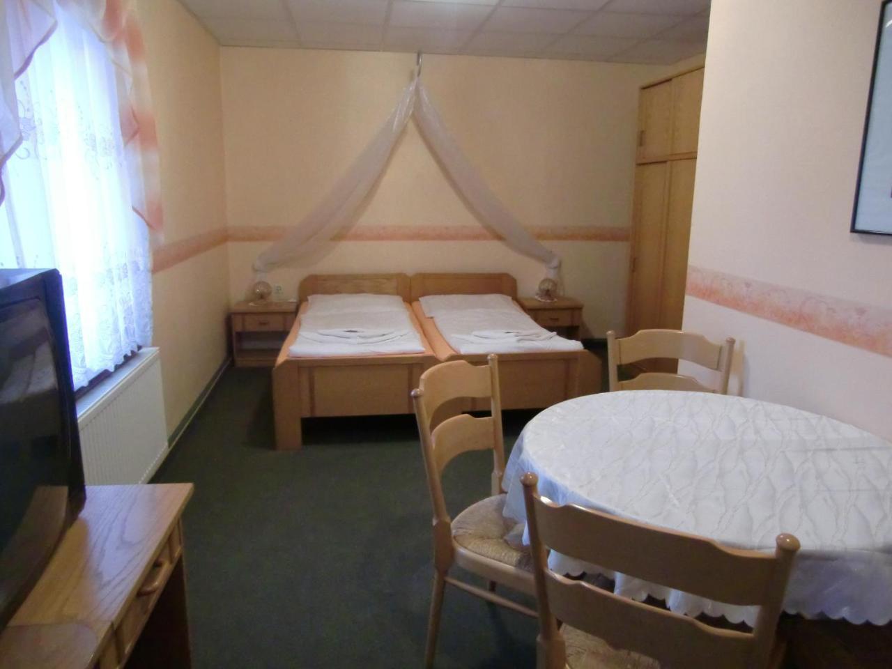 Hotel Heidehof Konigswartha Luaran gambar